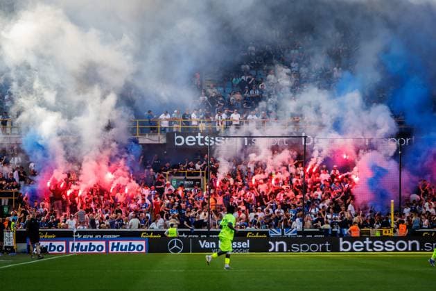 Club s supporters pictured during a game between Belgian soccer team Club Brugge KV and KAA Gent, Sunday 24 May 2026 in Brugge, on the last day of the Champion s Play-offs of the 2025-2026 Jupiler Pro League first division of the Belgian championship. KURTxDESPLENTER  x174943175x