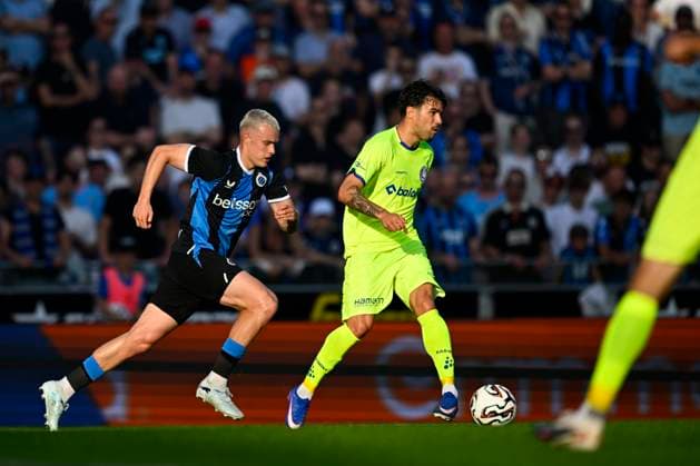 Club Brugge v KAA Gent - Jupiler Pro League Champions Play-Off BRUGGE, BELGIUM - MAY 24 : Siquet Hugo defender of Club Brugge in action during the Jupiler Pro League Champions Play-Off match between Club Brugge and KAA Gent on May 24, 2026 in Brugge, Belgium, 24 05 2026 Brugge Belgium  Copyright: xTomasxSiskx