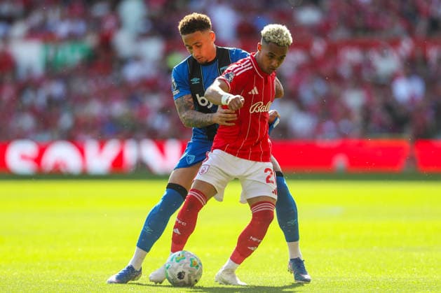 Nottingham Forest v AFC Bournemouth, Premier League Omari Hutchinson Of Nottingham Forest Under pressure from Marcus Tavernier Of AFC Bournemouth during the Nottingham Forest v AFC Bournemouth Premier League match at the City Ground, West Bridgford, England on 23 May 2026 Credit: Lee Keuneke Every Second Media Editorial use only. All images are copyright Every Second Media Limited. No images may be reproduced without prior permission. All rights reserved. Premier League and Football League images are subject to licensing agreements with Football DataCo Limited. see https: www.football-dataco.com Copyright: xIMAGO EveryxSecondxMediax ESM-2007-0109 LeexKeunekex xEveryxSecondxMediax