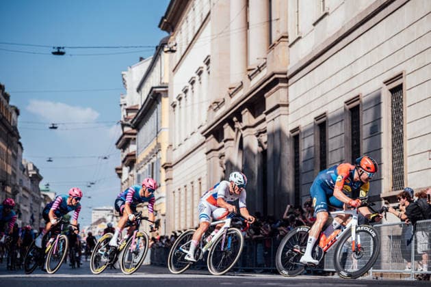 2026 Giro d Italia Stage 15 Picture by Zac Williams SWpix.com - 24 05 2026 - Cycling - 2026 Giro d Italia - Stage 15 - Vogherato Milan - Max Walschied, Lidl Trek. Copyright: x xSWpix.comx(t axPhotographyxHubxLtd)xZacxWilliams SWpix.comx SWP-2645