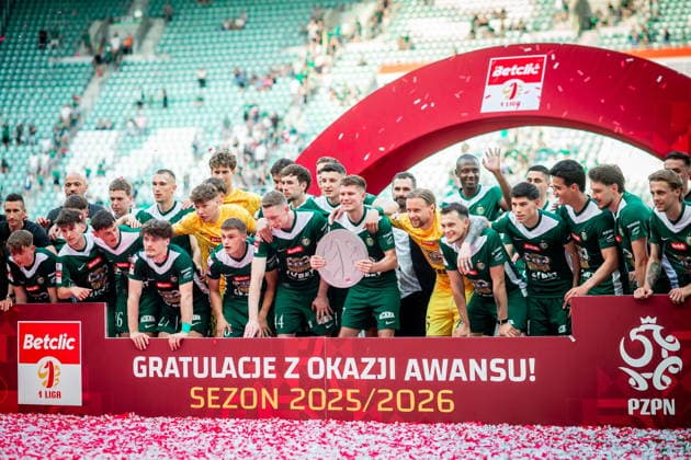 2026.05.24 Wroclaw Pilka nozna, Betclic 1.Liga sezon 2025 2026 Slask Wroclaw - Pogon Grodzisk Mazowiecki N z awans Slaska Wroclaw do ekstraklasy radosc feta patera Piotr Samiec Talar Foto Mateusz Porzucek PressFocus 2026.05.24 Wroclaw Football Polish Second division season 2025 2026 Slask Wroclaw - Pogon Grodzisk Mazowiecki awans Slaska Wroclaw do ekstraklasy radosc feta patera Piotr Samiec Talar Credit: Mateusz Porzucek PressFocus NEWSPIX.PL --- newspix.pl 