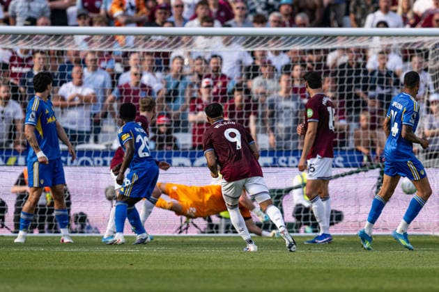 24th May 2026; London Stadium, London, England; Premier League Football, West Ham United versus Leeds United; Callum Wilson of West Ham scores in the 4th minute of added time in the second half to make the score 3-0 GodfreyxPitt
