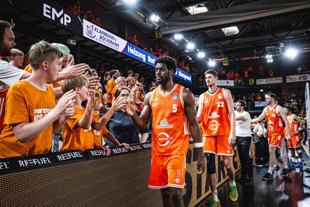 1 Basketball Bundesliga, easyCredit BBL, Season 2025 2026, Men, Playoffs, Quarterfinals, Game 4, 24 05 2026, RASTA Vechta ALBA Berlin TJ Bamba 5 RASTA Vechta after the game Vechta RASTA Dome Lower Saxony Germany