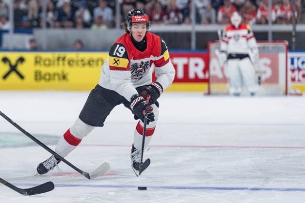 24 05 2026, Zurich, Swiss Life Arena, Ice Hockey World Championships Finland Austria, 19 Vinzenz Rohrer Austria Zurich Swiss Life Arena Zurich Switzerland Copyright: xJustPictures.ch StefanxEmchx jp-de-StEm-DSC0007820260524