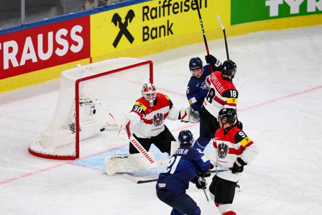 Ice hockey, Eishockey - IIHF WC 2026 ZURICH,SWITZERLAND,24.MAY.26 - ICE HOCKEY - IIHF Ice Hockey World Championship, WM, Weltmeisterschaft 2026, group stage, Austria vs Finland. Image shows David Kickert (AUT) and Patrik Puistola (FIN).  GEPAxpictures xMaticxKlansek