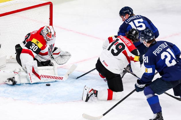Ice hockey, Eishockey - IIHF WC 2026 ZURICH,SWITZERLAND,24.MAY.26 - ICE HOCKEY - IIHF Ice Hockey World Championship, WM, Weltmeisterschaft 2026, group stage, Austria vs Finland. Image shows David Kickert (AUT), Vinzenz Rohrer (AUT), Anton Lundell (FIN) and Patrik Puistola (FIN).  GEPAxpictures xMaticxKlansek