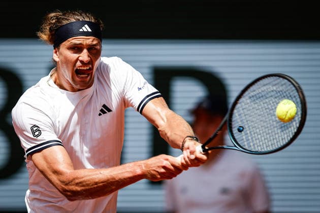 May 24, 2026, Paris, France, France: Alexander ZVEREV of Germany during the first day of the Roland-Garros 2026, French Open 2026, Grand Slam tennis tournament at Roland-Garros Stadium on May 24, 2026 in Paris, France. Roland Garros 2026 - Day 1  - ZUMAm308 20260524_zsp_m308_082 Copyright: xMatthieuxMirvillex
