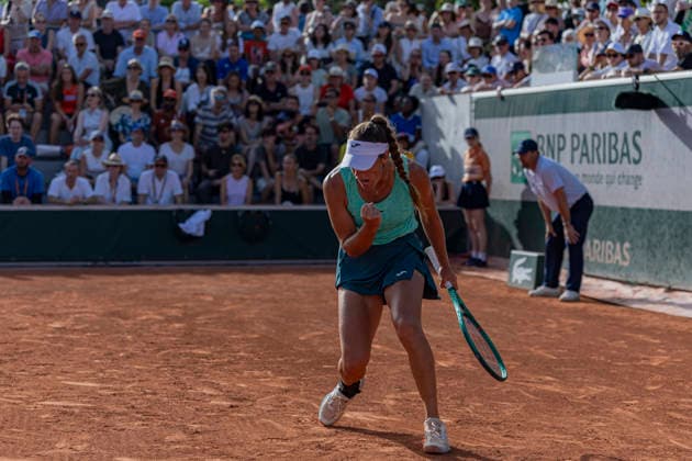 2026 French Open - Day One Solana Sierra competes against Emma Raducanu during the Roland Garros Grand Slam Tournament on May 24, 2026, in Paris, France. Paris France  Copyright: xRobertxSzaniszlox originalFilename:szaniszlo-notitle260524_npyov.jpg