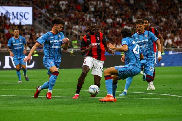 AC Milan v Cagliari Calcio - Serie A Youssouf Fofana in action during the Serie A match between AC Milan and Cagliari Calcio at Giuseppe Meazza in Milan, Italy, on May 24, 2026. Milano Milano Italy  Copyright: xMairoxCinquettix originalFilename:cinquetti-acmilanv260524_npcQb.jpg
