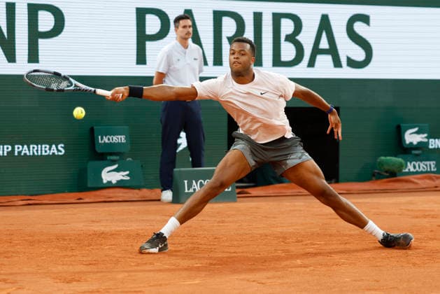 May 24, 2026, Paris, Paris, France: Giovanni MPETSHI PERRICARD (FRA) in action during the tennis Grand Slam of Roland Garros 2026, at Roland Garros Stadium - on May 24 2026 .Paris - France Tennis Grand Slam Of Roland Garros 2026  - ZUMAb253 20260524_zsp_b253_004 Copyright: xLoicxBaratouxx