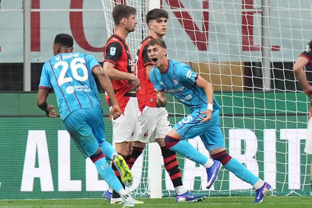 Cagliari s head coach Juan Rodriguez celebrates after scoring 1-2 during the Serie A soccer match between Milan and Cagliari at the San Siro Stadium in Milan , north Italy - Saturday , May 24 , 2026. - Soccer .  Copyright: xSpada LaPressex