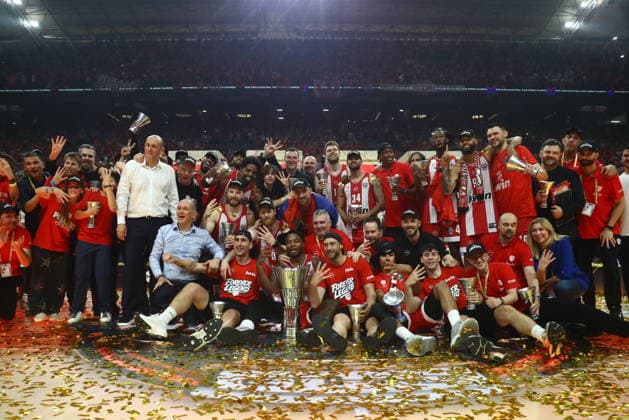 Olympiacos Piraeus v Real Madrid Euroleague Final Four Olympiacos Piraeus champions of Euroleague 2025 2026 during the Euroleague match, Final Four, Final game between Olympiacos Piraeus v Real Madrid played at ATHENS Telekom Center Athens Stadium on May 24nd 2026 in Athens Greece Athens Greece Basketball Copyright: xAgenciaxLOFx