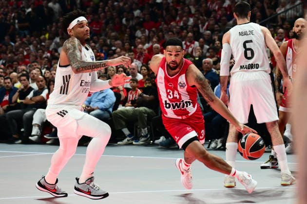 Olympiacos Piraeus v Real Madrid Euroleague Final Four Cory Joseph of Olympiacos during the Euroleague match, Final Four, Final game between Olympiacos Piraeus v Real Madrid played at ATHENS Telekom Center Athens Stadium on May 24nd 2026 in Athens Greece Athens Greece Basketball Copyright: xAgenciaxLOFx