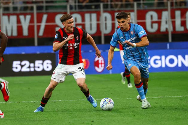 AC Milan v Cagliari Calcio - Serie A Alexis Saelemaekers in action during the Serie A match between AC Milan and Cagliari Calcio on May 24 2026 at Giuseppe Meazza in Milano, Italy Milano Italy  Copyright: xMairoxCinquettix originalFilename:cinquetti-acmilanv260524_np2H6.jpg