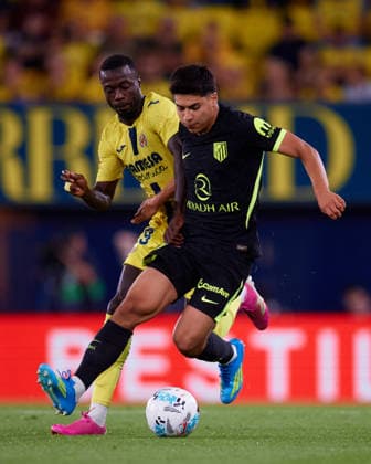 Villarreal CF v Atletico de Madrid - LaLiga EA Sports Obed Vargas (right) of Club Atletico de Madrid competes for the ball with Pepe of Villarreal CF during the LaLiga EA Sports match between Villarreal CF and Club Atletico de Madrid at Estadio de la Ceramica in Vila-real, Spain, on May 24, 2026. Vila-real Spain  Copyright: xDavidxAliagax originalFilename:aliaga-villarre260524_npmRs.jpg