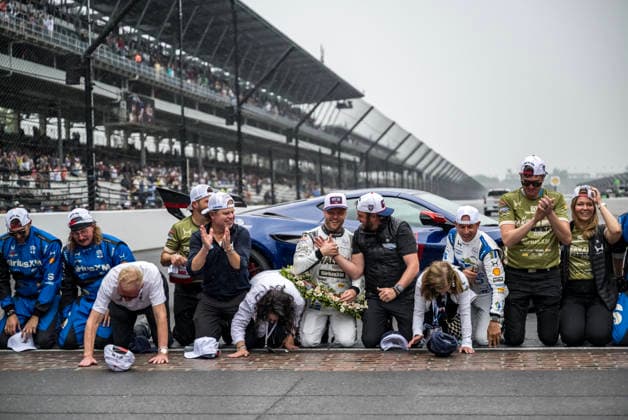 May 24, 2026, Speedway, Indiana, USA: IndyCar, Indy Car, IRL, USA SERIES driver, FELIX ROSENQVIST (60) (SWE) of Varnamo, Sweden, wins the Indianapolis 500 at Indianapolis Motor Speedway in SPEEDWAY, Indiana. INDYCAR SERIES: May 24, 2026: Indianapolis 500: Felix Rosenqvist  - ZUMAa161 20260524_aaa_a161_021 Copyright: xDavidxDahl GMGx