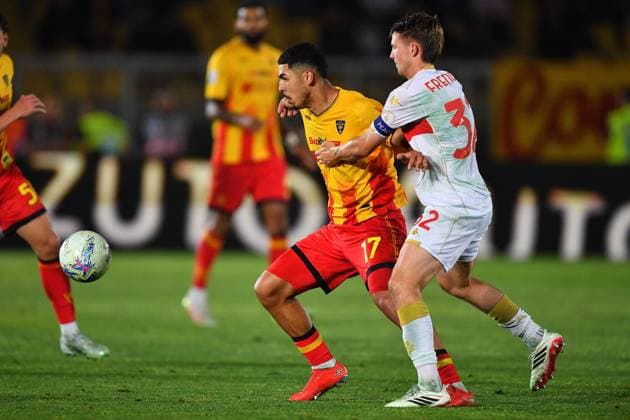 Lecce s Right-back Danilo Veiga (17 US Lecce) and Genoa CFC s Defensive Midfielder Morten Frendrup (32 Genoa CFC) in action during the Serie A Enilive matchday 38 match between US Lecce and Genoa CFC at the Stadio Via del Mare in Lecce, Italy, Sunday, May 24, 2026. (Credit Image: Giovanni Evangelista LaPresse)  Copyright: xGiovannixEvangelista LaPressex