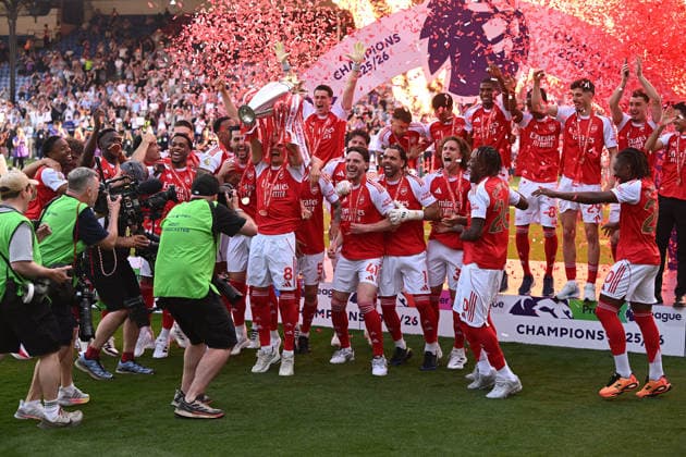 Crystal Palace v Arsenal Premier League Arsenal players lift the Premier League trophy during the Premier League match at Selhurst Park, London 24 05 2026 UK Newspapers OUT Copyright: xDanielxHamburyx FIL-23470-0303