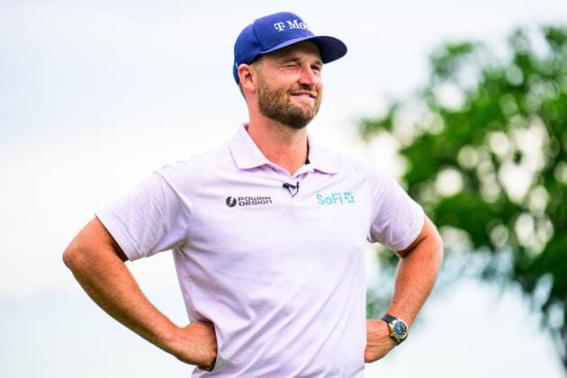 May 24, 2026, Mckinney, Texas, USA: Wyndham Clark winks over to the crowd after winning the CJ Cup Byron Nelson in McKinney. PGA, Golf Herren 2026: THE CJ CUP BYRON NELSON  - ZUMAm348 20260524_znp_m348_035 Copyright: xLuisxRevillaxMatax