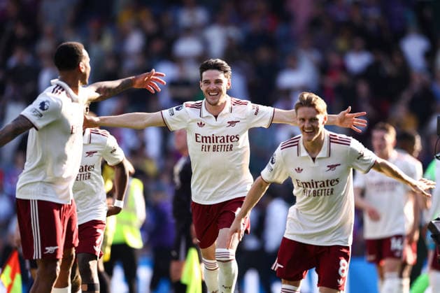 Crystal Palace gegen Arsenal 24 Mai 2026, London Premier League Fußball Crystal Palace gegen Arsenal L R Gabriel, Declan Rice und Martin Odegaard von Arsenal feiern den Sieg Foto Jacques Feeney Offside London UK  Copyright: xJacquesxFeeneyx xOffsidexOffside
