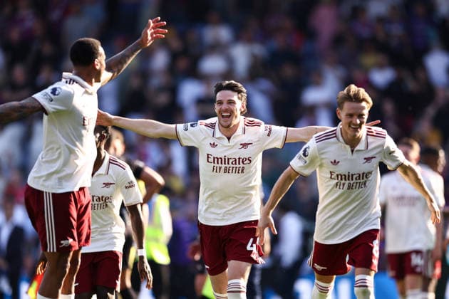 Crystal Palace gegen Arsenal 24 Mai 2026, London Premier League Fußball Crystal Palace gegen Arsenal L R Gabriel, Declan Rice und Martin Odegaard von Arsenal feiern den Sieg Foto Jacques Feeney Offside London UK  Copyright: xJacquesxFeeneyx xOffsidexOffside