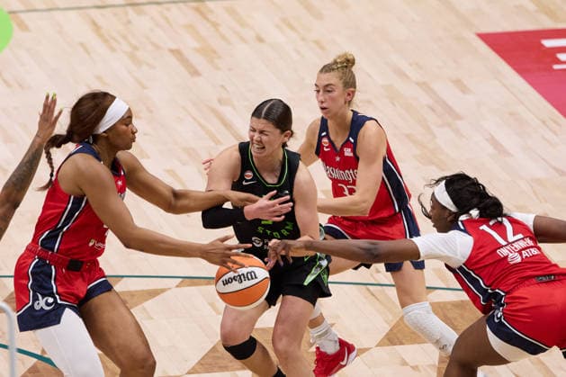 May 24, 2026, Seattle, Washington, USA: Seattle Storm guard JADE MELBOURNE (5) loses possession of the basketball in the first quarter of the WNBA, Basketball Damen, USA match between the Seattle Storm and Washington Mystics at Climate Pledge Arena in Seattle. WNBA 2026: Seattle 97:85 Washington  - ZUMAd218 20260524_zsp_d218_008 Copyright: xRichardxDizonx
