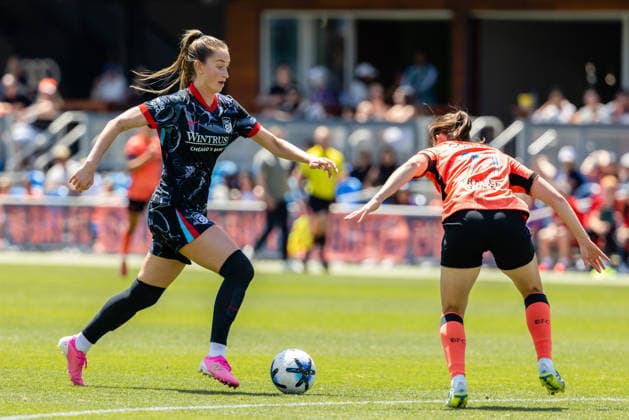 SAN JOSE, CA - MAY 24: Jordyn Huitema 99 of Chicago Stars FC controls the ball against Aldana Cometti 21 of Bay FC during a match on May 24, 2026 at PayPal Park in San Jose, CA. (Photo by Matthew Huang Icon Sportswire) SOCCER: MAY 24 NWSL Bay FC vs Chicago Stars EDITORIAL USE ONLY Icon260524050