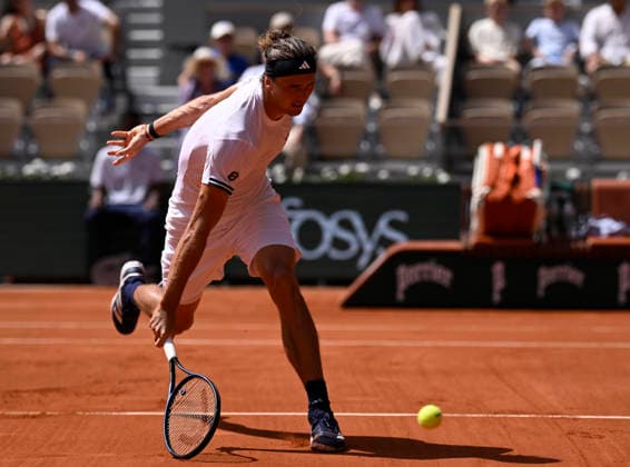 Tennis: French Open Alexander Zverev of Germany plays in the men s singles first round at the French Open tennis tournament in Paris on May 24, 2026.  A14AA0005611173P