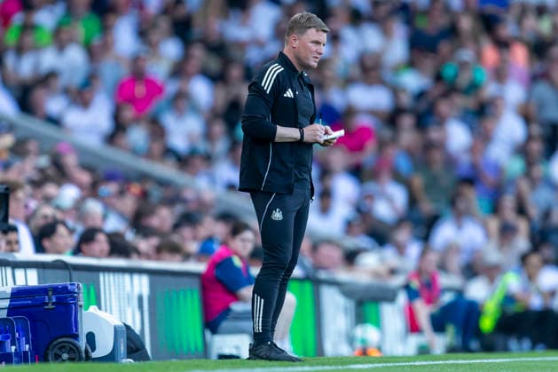 Fulham v Newcastle United - Premier League Newcastle United Manager Eddie Howe during the Premier League match between Fulham and Newcastle United at Craven Cottage in London on May 24, 2026. London Greater London United Kingdom  Copyright: xMIxNewsx originalFilename:fletcher-fulhamvs260524_np0sf.jpg