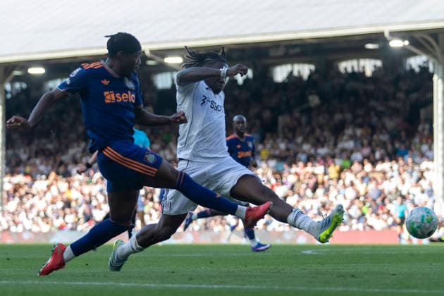 Fulham v Newcastle United - Premier League Anthony Elanga of Newcastle United crosses the ball during the Premier League match between Fulham and Newcastle United at Craven Cottage in London on May 24, 2026. London Greater London United Kingdom  Copyright: xMIxNewsx originalFilename:fletcher-fulhamvs260524_npHmG.jpg