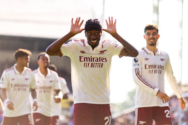 Crystal Palace gegen Arsenal 24. Mai 2026, London Premier League Fußball Crystal Palace gegen Arsenal Noni Madueke von Arsenal feiert sein zweites Tor Foto Jacques Feeney Abseits London UK  Copyright: xJacquesxFeeneyx xOffsidexOffside