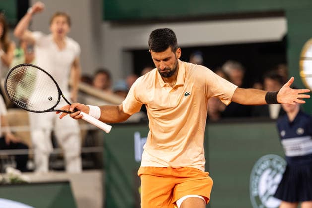 2026 French Open - Day One Novak Djokovic dances after winning his men s singles match against Giovanni Mpetshi Perricard on day 1 of the French Open tennis tournament on Court Philippe-Chatrier at the Roland-Garros Complex in Paris, France. Paris France  Copyright: xIbrahimxEzzatx originalFilename:ezzat-notitle260524_npFZi.jpg
