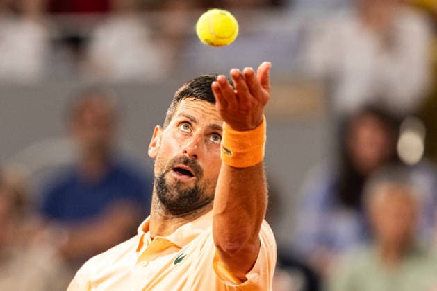 2026 French Open - Day One Novak Djokovic competes in his men s singles match against Giovanni Mpetshi Perricard on day 1 of the French Open tennis tournament on Court Philippe-Chatrier at the Roland-Garros Complex in Paris, France. Paris France  Copyright: xIbrahimxEzzatx originalFilename:ezzat-notitle260524_npFoa.jpg