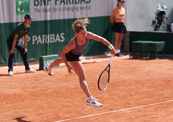 TENIS ROLAND GARROS 2026 25052026 N Z MAJA CHWALINSKA W TRAKCIE MECZU PIERWSZEJ RUNDY TURNIEJU ROLAND GARROS W PARYÅ»U MARCIN CHOLEWINSKI NEWSPIX.PL TENIS ROLAND GARROS 2026 25052026 MAJA CHWALINSKA DURING THE MATCH IN THE FIRST ROUND OF ROLAND GARROS IN PARIS NEWSPIX.PL --- newspix.pl POLAND OUT! 
