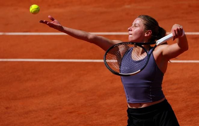 Maja Chwalinska during her first round win over Qinwen Zheng French Open Tennis, Day Two, Tennis, Roland Garros, Paris, France - 25 May 2026Paris Roland Garros France EDITORIAL USE ONLY No use with unauthorised audio, video, data, fixture lists, club league logos or live services. Online in-match use limited to 120 images, no video emulation. No use in betting, games or single club league player publications.  Copyright: xJavierxGarcia Shutterstockx 16889913m
