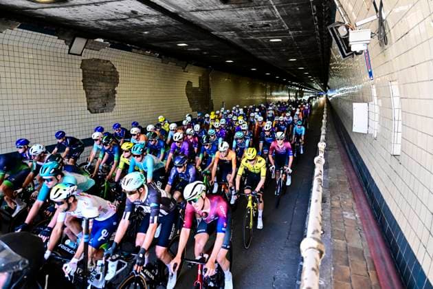 Antwerp Port Epic 2026 Cycling Race ANTWERPEN, BELGIUM - MAY 25 : Illustration picture of the peloton in the Waaslandtunnel during the 9th edition of Antwerp Port Epic an UCI Class 1.1 one day cycling road race for Men Elite of km with start in Antwerpen and finish in Antwerpen on May 25, 2026 in Antwerpen, Belgium, 25 05 2026 ( Motordriver Pieter Vanherzele - Antwerpen Belgium  Copyright: xPeterxDexVoechtx