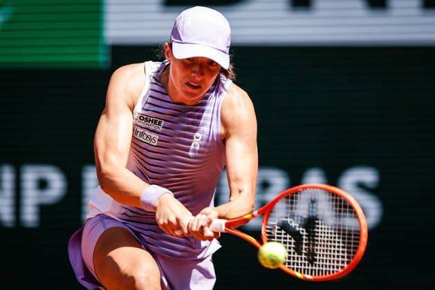 May 25, 2026, Paris, France, France: Iga SWIATEK of Poland during the second day of the Roland-Garros 2026, French Open 2026, Grand Slam tennis tournament at Roland-Garros Stadium on May 25, 2026 in Paris, France. Paris France - ZUMAm308 20260525_zsp_m308_002 Copyright: xMatthieuxMirvillex