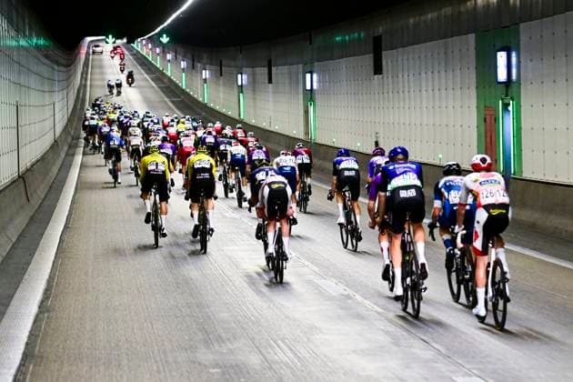 Antwerp Port Epic 2026 Cycling Race ANTWERPEN, BELGIUM - MAY 25 : Illustration picture of the peloton during the 9th edition of Antwerp Port Epic an UCI Class 1.1 one day cycling road race for Men Elite of km with start in Antwerpen and finish in Antwerpen on May 25, 2026 in Antwerpen, Belgium, 25 05 2026 ( Motordriver Pieter Vanherzele - Antwerpen Belgium  Copyright: xPeterxDexVoechtx