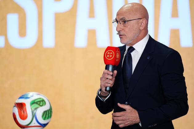 May 25, 2026, Madrid, Madrid, Spain: Luis de la Fuente, head coach of Spain, attends his press conference, PK, Pressekonferenz to announce the squad list for the World Cup 2026 at Edificio Telefonica on May 25, 2026, Madrid, Spain. Press Conference Luis De La Fuente - World Cup 2026  - ZUMAa181 20260525_zaa_a181_019 Copyright: xDennisxAgyemanx