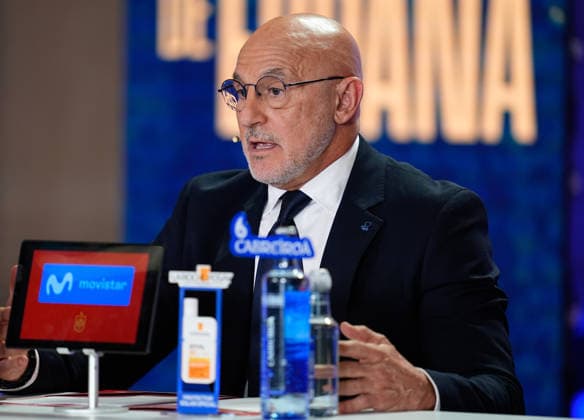 May 25, 2026, Madrid, Madrid, Spain: Luis de la Fuente, head coach of Spain, attends his press conference, PK, Pressekonferenz to announce the squad list for the World Cup 2026 at Edificio Telefonica on May 25, 2026, Madrid, Spain. Press Conference Luis De La Fuente - World Cup 2026  - ZUMAa181 20260525_zaa_a181_029 Copyright: xDennisxAgyemanx