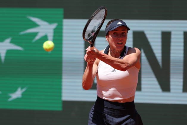 ROLAND GARROS 2026 Thierry Larret MAXPPP - PARIS (75) 25 05 2026 Thierry Larret Maxppp. Tennis. Roland Garros 2026. Internationaux de France de tennis. Stade Roland Garros, Paris (75). Le 25 Mai. Court Suzanne LENGLEN : Elina SVITOLINA (UKR) vs Anna BONDAR (HUN). Roland Garros French Open tennis tournament, in Paris, France, on 25 May 2026. PARIS (75) STADE ROLAND GARROS PARIS ILE DE FRANCE FRANCE  Copyright: xMAXPPPxThierryxLarretx TLR202605259844 TLR202605259844