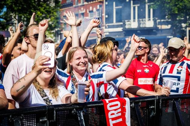 TILBURG, 25-05-2026, De Heuvel, Season 2025 2026, Dutch Keuken Kampioen Divisie eredivisie football, match between Tribute for Willem II Promotion to Eredivisie , picture shows celebration Tribute for Willem II Promotion to Eredivisie  x203962054x Copyright: