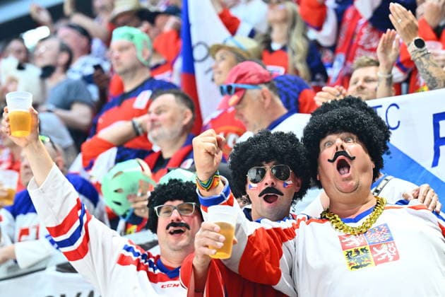 Czech fans during the IIHF World Championship, WM, Weltmeisterschaft Group B match Czech Republic vs Norway on May 25, 2026, Fribourg, Switzerland. (CTKxPhoto RadekxPetrasek) CTKPhotoP2026052505244  CTKPhotoP2026052505244