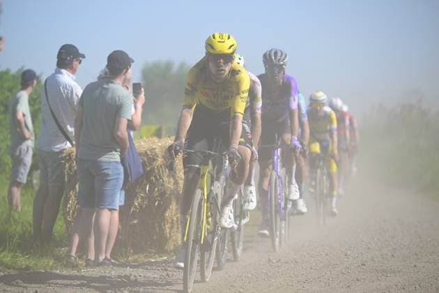 The pack of riders pictured in action during the Antwerp Port Epic men s elite one day cycling race, 196,4 km in and around Antwerp, Monday 25 May 2026. TOM GOYVAERTS TomxGoyvaerts  x175014425x