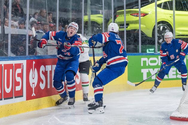 25 05 2026, Zurich, Swiss Life Arena, Ice Hockey World Championships USA Hungary, 16 Mason Lohrei United States Zurich Swiss Life Arena Zurich Switzerland Copyright: xJustPictures.ch StefanxEmchx jp-de-StEm-DSC0080420260525