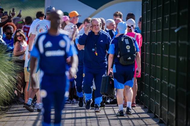 NOORDWIJK , 25-05-2026 , Sportpark S.J.C. , season 2025 2026 , Curacao Dutch International football , Training session Curacao in preparation for FIFA World Cup, WM, Weltmeisterschaft, Fussball 2026 , picture shows Curacao Trainer Coach Dick Advocaat Training Curacao 25-05-2026  x203963480x Copyright: