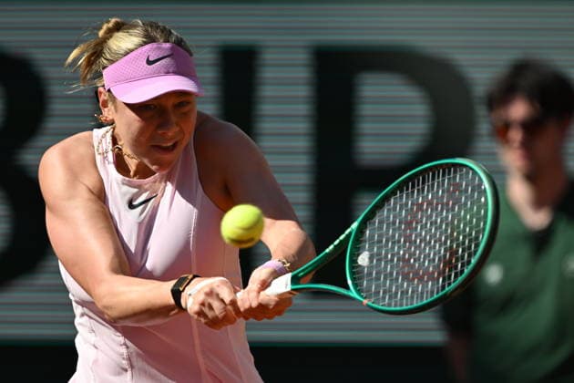 2026 French Open (Roland-Garros) - Day 2 PARIS, FRANCE - MAY 25: Amanda Anisimova of United States in action against Tiantsoa Rakotomanga Rajaonah (not seen) of France during a first-round women s singles match on the second day of the French Open (Roland Garros) in Paris, France, on May 25, 2026. Burak Akbulut Anadolu Paris France. Editorial use only. Please get in touch for any other usage.  Copyright: x2026xAnadoluxBurakxAkbulutx