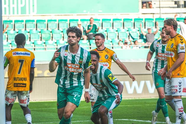 Football Austria, Admiral Bundesliga European Cup Playoff Final ECL 2025 2026, SK Rapid Vienna vs SV Oberbank Ried Allianz Stadium Weststadion, Vienna Hütteldorf Jakob Maximilian Schöller with the goal for 2-0 cheers, goal celebration Copyright: xLukasxBierederx
