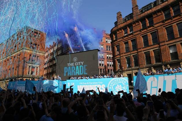 A general view of the parade Manchester City Carabao Cup and FA Cup trophy Parade, Premier League, Football, Manchester, UK - 25 May 2026Manchester United Kingdom EDITORIAL USE ONLY No use with unauthorised audio, video, data, fixture lists, club league logos or live services. Online in-match use limited to 120 images, no video emulation. No use in betting, games or single club league player publications.  Copyright: xPhilxOldham Shutterstockx 16889909n