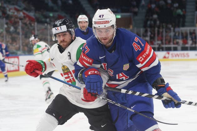 25 05 2026 Swiss Life Arena Zurich , SWITZERLAND, Mens Ice Hockey IIHF World Championship Zurich 2026 Group A USA HUN Janos Hari li,HUN against Paul Cotter USA